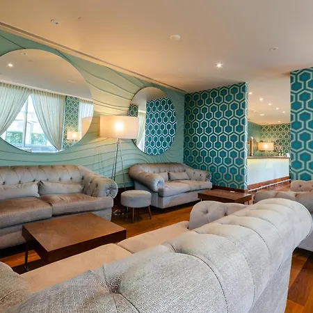 Olissippo Oriente Отель 4*